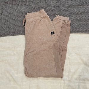 COPY - Gymshark Joggers w/ mesh side detailing - medium